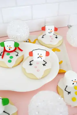 Melted snowman sugar cookies