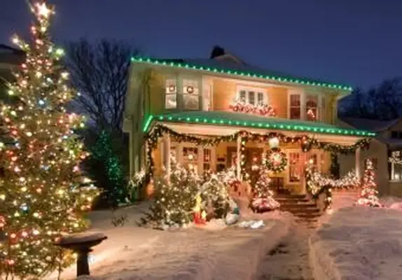 11 tipos de luces navideñas: consejos para una casa más luminosa
