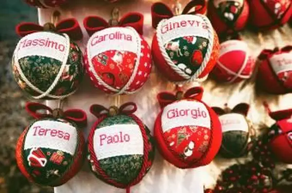 כדורי חג המולד בעבודת יד