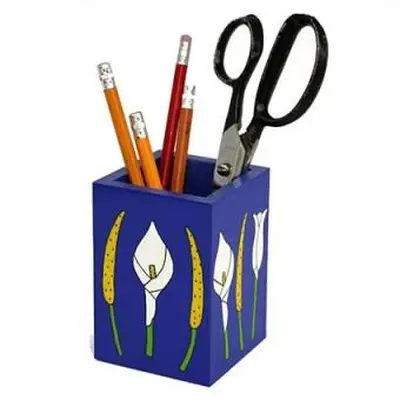 Pojemnik na ołówki z liliami