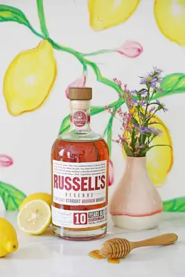 The Gold Rush Cocktail