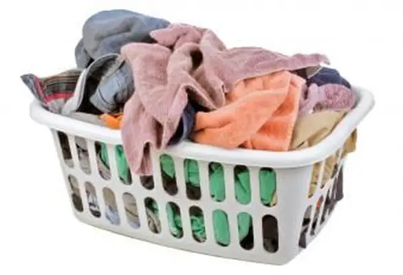 https://cf.ltkcdn.net/cleaning/images/slide/107543-839x572-laundry.webp