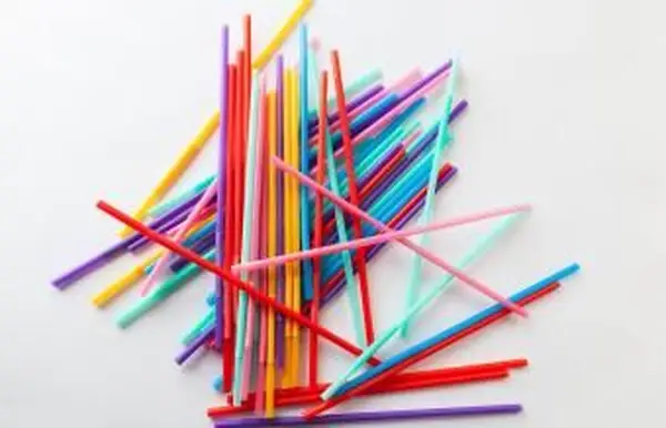 ストレートプラスチックストロー