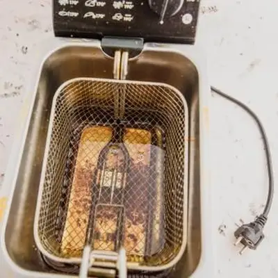 טיגון עמוק עם שמן