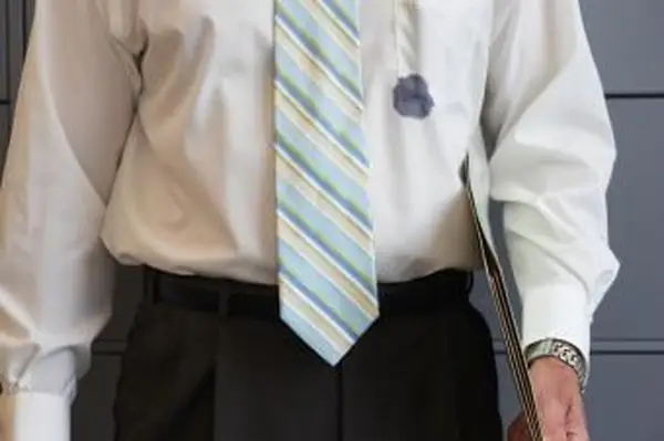 Cómo quitar manchas de tinta de diferentes materiales