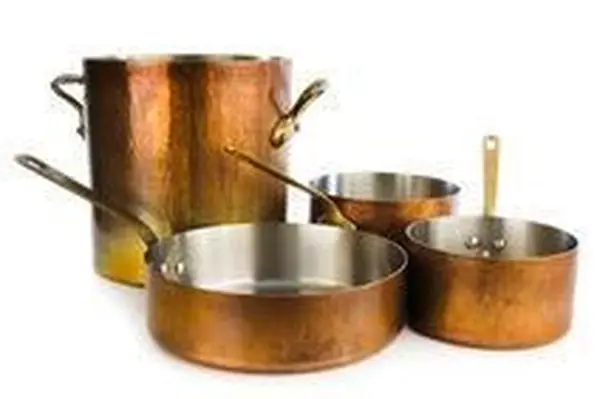 Angelaufenes Kupfer reinigen