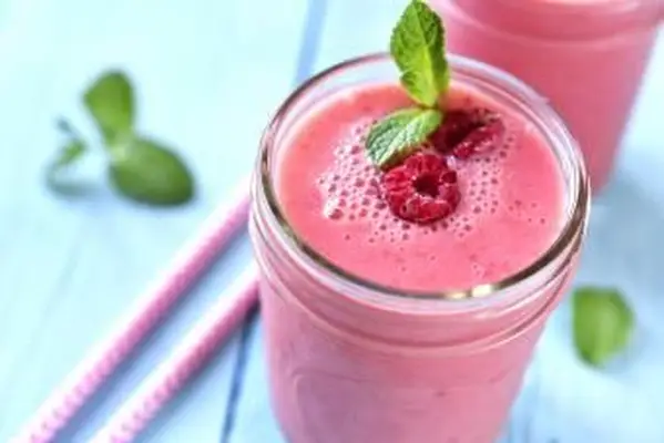 koktajl z pączków malinowych