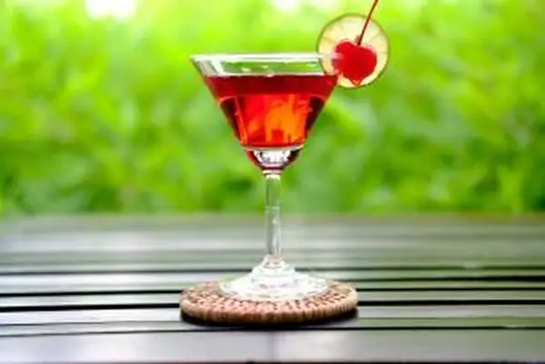 melón Jolly Rancher martini