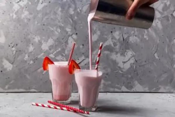 Lákavé recepty na nápoje z ruží tequily