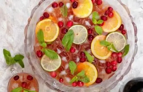 Punch Tropical Sangria