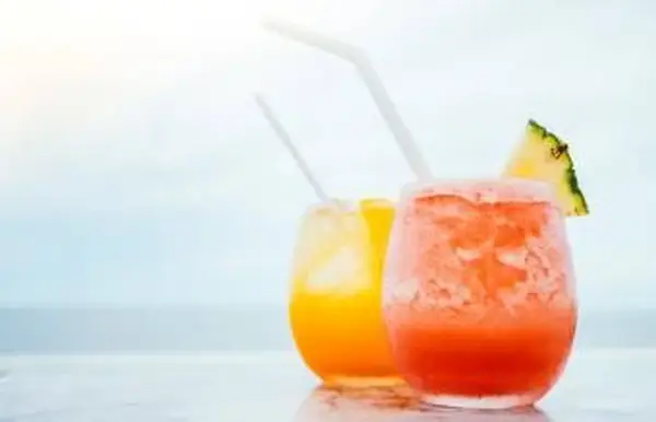 Punch caribenho de rum: receitas com sabor inspirado na ilha