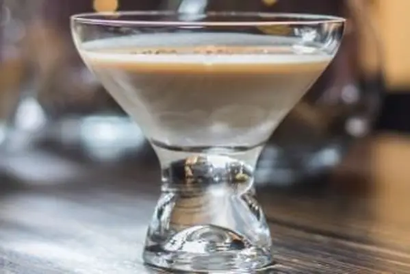 koktajl brandy alexander