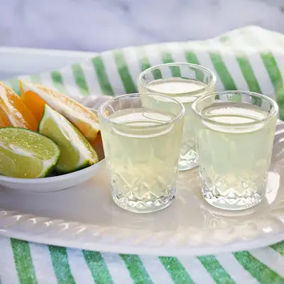 ホワイトティーショット