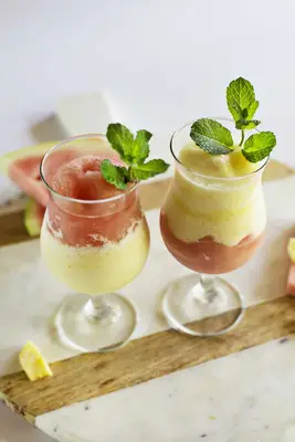 Sangria tropicală înghețată