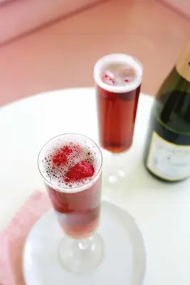 kir royale cocktail