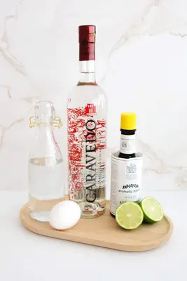 pisco sour cocktail ingredients