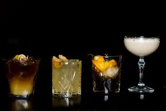 Bebidas de vodka com caramelo para satisfazer seu desejo por doces