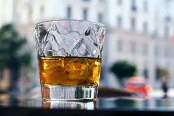 Montez en selle et roulez avec nos quatre recettes de shots et de boissons de cavaliers