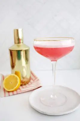 pink lady cocktail