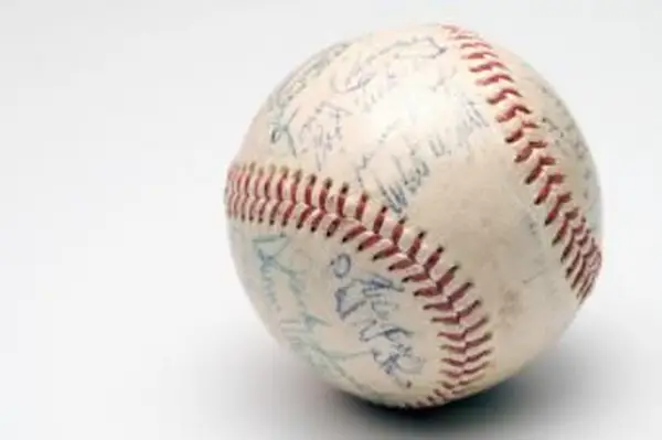 Beste Bewertungsdienste für Sport-Memorabilien