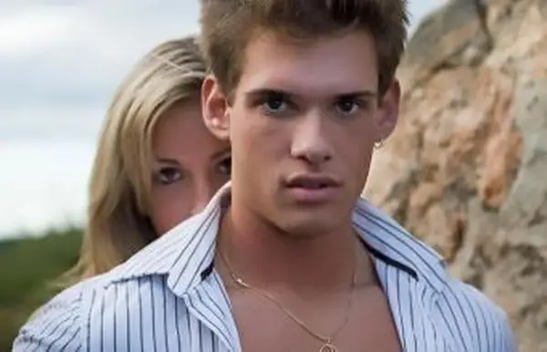 レオと乙女座の愛の試合