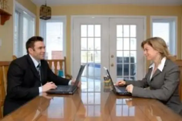 אישה שור עם גדי גדי