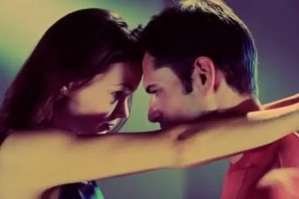 Skorpion-Frau und Widder-Mann in der Liebe