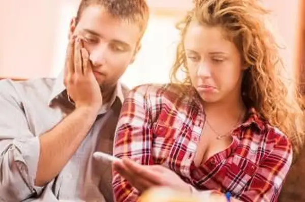 女の子はどのようにして服を着たまま妊娠することができますか？