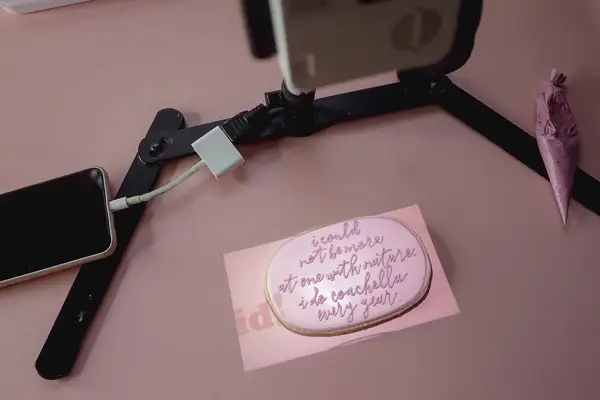 3 Ways to Add Lettering to Sugar Cookies