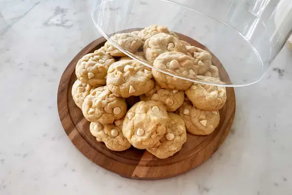 macadamia nut cookies on platter