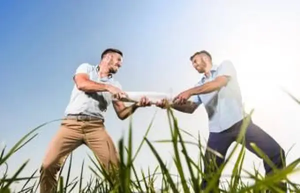 Cómo lidiar con familiares codiciosos después de una muerte