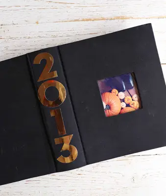 3 Ways to Add the Year to a Photo Album