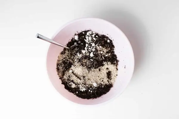 Make Your Own Floating Terrariums