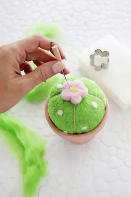 Felted Wool Cactus Pincushion DIY
