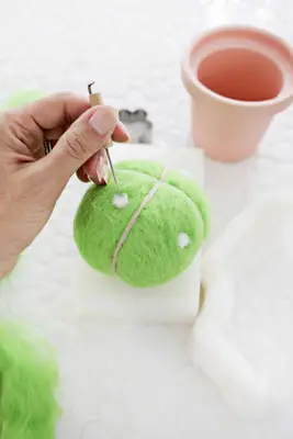 Felted Wool Cactus Pincushion DIY