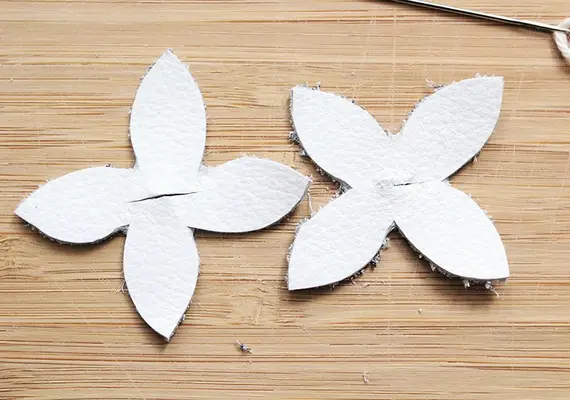 Daisy Statement Necklace