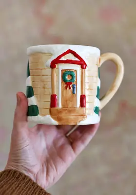 Wie man bemalte Keramik aufbaut