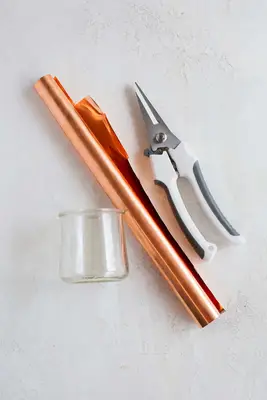 5 Easy DIY Glass Planters