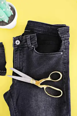Make Your Own Maternity Jeans!