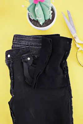 Make Your Own Maternity Jeans!