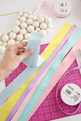 Kid's Ribbon Rainbow Wall Hanging DIY