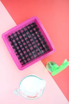 DIY-Buffalo-Check-Rosemary-Soap