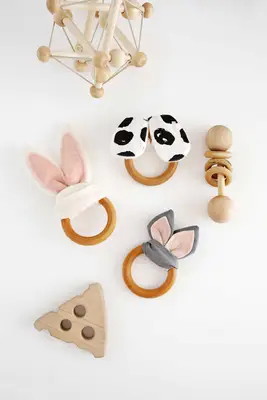 Wooden Ring Crinkle Teether DIY