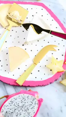 DIY A Fruit Slice Cheese Board