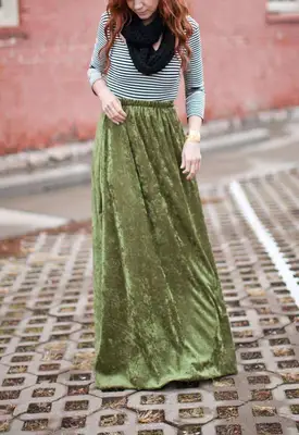 How to Sew a Maxi Skirt (With An Elastic Waist)