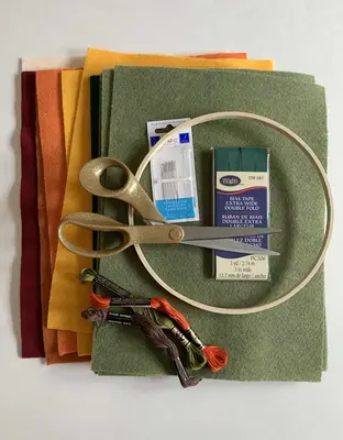 DIY Felt Flower Mobile