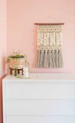 Quick Weave Wall Hanging DIY