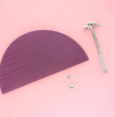 How to Turn Placemats into Hanging Planters