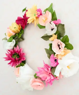 How to Make a Paper Flower Wreath