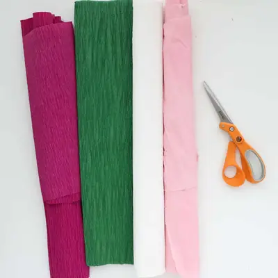 How to Make a Paper Flower Wreath